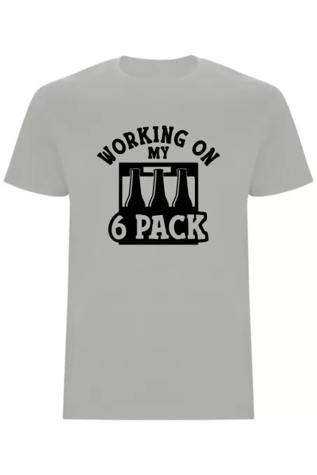 Vtipné pánské tričko – Working on my six pack s pivním balením místo svalů